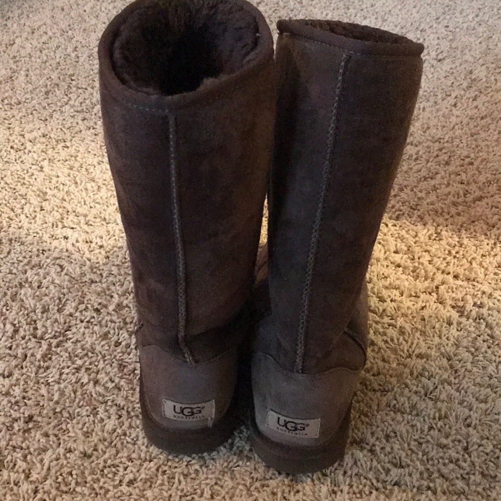 Dark brown ugg boots